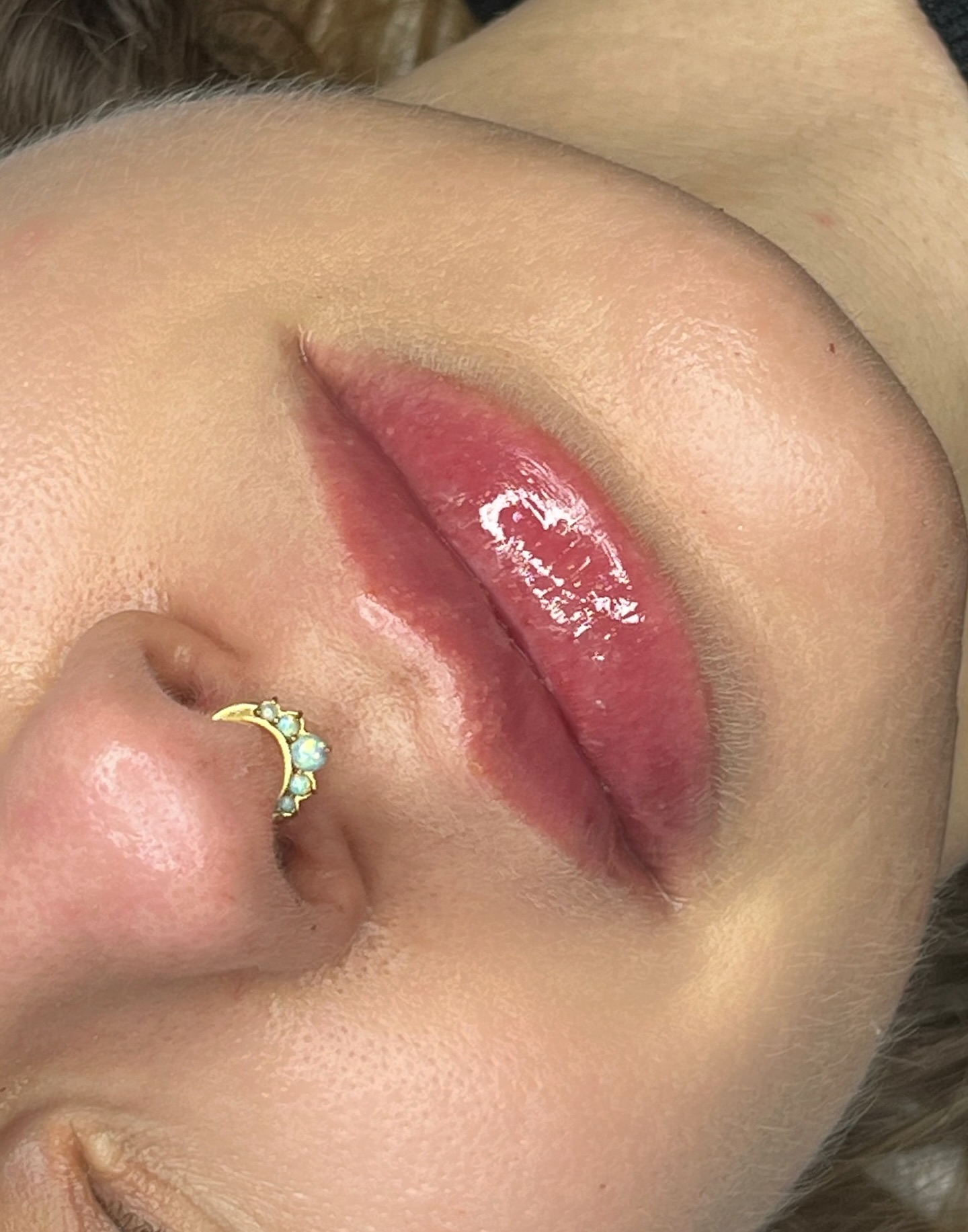 Permanentny makijaż ust